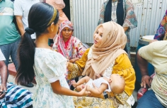 সৌদি আরবে অগ্নিকাণ্ডে নিহত দুই প্রবাসীর পরিবারের পাশে শামীমা  
