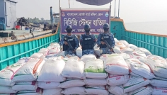 নোয়াখালীতে শুল্ক ফাঁকি দিয়ে আনা ১৫ টন চিনি জব্দ