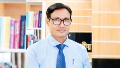 প্রধানমন্ত্রীর সঙ্গে অসদাচরণ, বিভাগীয় কমিশনার প্রত্যাহার