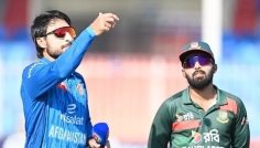 ফাইনালে ওঠার লড়াইয়ে টস জিতে ব্যাটিংয়ে বাংলাদেশ
