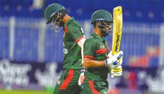 ব্যাটিংয়ের ধারাবাহিকতার অভাব বাংলাদেশের  