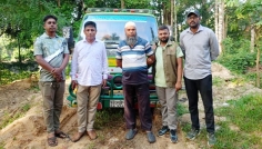 উখিয়ায় পাহাড় কাটার অভিযোগে মাটিভর্তি ডাম্পারসহ আটক ১