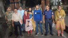 বেনাপোল সীমান্ত দিয়ে দেশে ফিরলেন একই পরিবারের ৩ জন