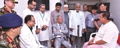 চিকিৎসাধীন ভূমিমন্ত্রীকে দেখতে বিএমইউতে মহামান্য রাষ্ট্রপতি  