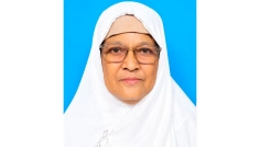 দুর্গাপুরে ৩০০ নারীকে বিনা মূল্যে সেলাই শেখাচ্ছেন জিন্নাত রেহানা