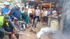 ডেঙ্গু প্রতিরোধ ও মাদকমুক্ত সমাজ গড়তে দিনাজপুরে লিফলেট বিতরণ