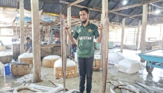 পাথরঘাটায় ধরা পড়লো বিপন্ন প্রজাতির মাছ, আড়াই লাখ টাকায় বিক্রি