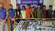 রামুতে ৭ ডাকাত আটক, বিপুল পরিমাণ অস্ত্র-সরঞ্জাম উদ্ধার