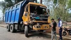 লালমনিরহাটে ট্রাকের ধাক্কায় ভ্যানে থাকা ১৫ পুলিশ আহত