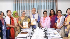 প্রধান উপদেষ্টার কাছে প্রতিবেদন দিয়েছে নারীবিষয়ক সংস্কার কমিশন