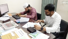 নারায়ণগঞ্জ বিআরটিএ অফিসে দুদকের অভিযান