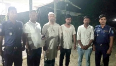 নারায়ণগঞ্জে অস্ত্রের মুখে গরু অন্য হাটে নামানোর অভিযোগে আটক ৩