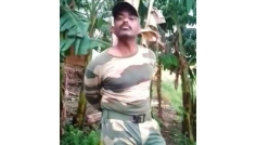 কলাগাছের সাথে বাঁধা হল বিএসএফ সদস্যকে