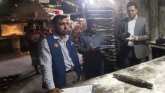 নকলায় ৩ বেকারির মালিককে ৭৫ হাজার টাকা জরিমানা
