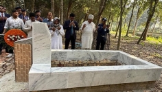 চুয়াডাঙ্গায় শহীদ শাহরিয়ার শুভর কবর জিয়ারত করলেন শিল্প উপদেষ্টা