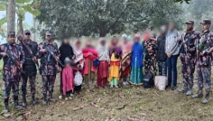 ভোলাহাট সীমান্তে অনুপ্রবেশের অভিযোগে আটক ২৭ জন