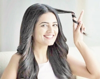 শীতে চুলের যত্নে করণীয়  