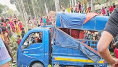 বোয়ালমারীতে ট্রেনের ধাক্কায় পিকআপ ভ্যানের ৩ শ্রমিক নিহত