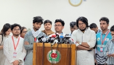 ভোটকেন্দ্রে ফোন নিষিদ্ধের সিদ্ধান্ত বাতিলসহ ইসিতে ডাকসুর ৪ দাবি