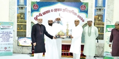 বিজিবিতে আজান ও কেরাত প্রতিযোগিতায় বিজয়ীদের মধ্যে পুরস্কার বিতরণ  