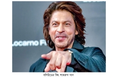 মেগাবাজেটে রোম্যান্টিক সিনেমায় কিং খান  