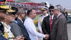 কুচকাওয়াজে যোগ দিয়েছেন রাষ্ট্রপতি-প্রধানমন্ত্রী