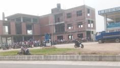 পীরগঞ্জে পেট্রোল সংকট, ঘণ্টার পর ঘণ্টা লাইনে ভোগান্তি