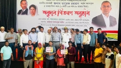 চসিকের পরিচ্ছন্নতা কর্মীদের মাঝে প্রধানমন্ত্রীর ঈদ উপহার বিতরণ