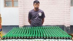 আলমডাঙ্গায় ৫০০ বোতল অ্যালকোহলসহ দুই মাদক ব্যবসায়ী আটক
