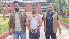 দৌলতদিয়া যৌনপল্লীতে থেকে ১০০ লিটার চোলাই মদসহ আটক ১