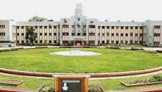 রাকসু প্রতিনিধিদের আবাসিকতা বহাল রাখার সিদ্ধান্ত প্রাধ্যক্ষ পরিষদের