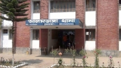 আলমডাঙ্গায় পুলিশের ওপর হামলার অভিযোগে ৪ কিশোর আটক