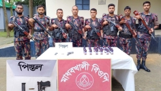 জীবননগর সীমান্তে বিজিবির অভিযানে বিদেশি পিস্তল ও মাদক উদ্ধার