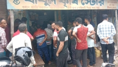 জীবননগরে সার বিক্রিতে অনিয়ম, কৃষি স্টোর মালিককে জরিমানা