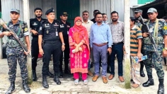 সিরাজগঞ্জে নানা অনিয়মে খাদ্যপণ্য উৎপাদন, অর্ধলাখ টাকা জরিমানা