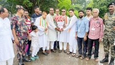 মিষ্টি-ফুলে ভোমরা জিরো পয়েন্টে বাংলাদেশ-ভারতের বন্ধুত্বের বার্তা