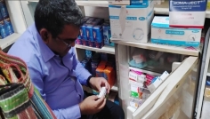 চুয়াডাঙ্গায় ফার্মেসিতে অভিযান, ২৫ হাজার টাকা জরিমানা