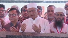 সিলেটে পৌঁছে দুই মাজার জিয়ারত করলেন রাষ্ট্রপতি