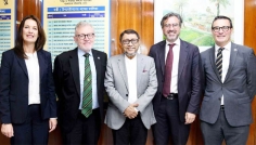 স্বাস্থ্যমন্ত্রীর সঙ্গে যুক্তরাজ্যের সংসদীয় প্রতিনিধিদলের সাক্ষাৎ