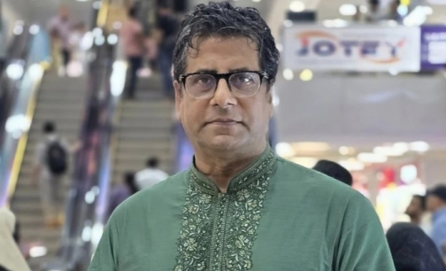 ডিবি হেফাজতে আনিস আলমগীর