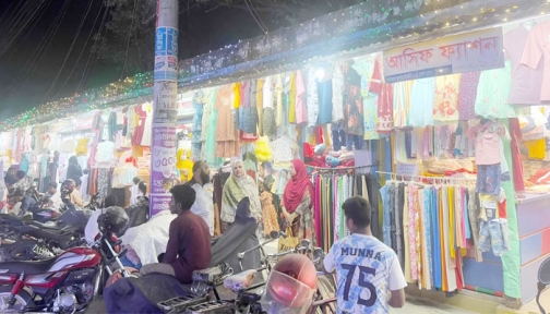 দিনাজপুরে জমে উঠেছে ঈদ বাজার, ফুটপাতে ভিড়