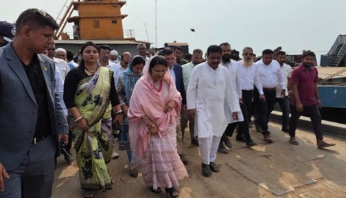 দৌলতপুরে খাল খনন কর্মসূচি উদ্বোধন করলেন বিমানমন্ত্রী আফরোজা খানম রিতা