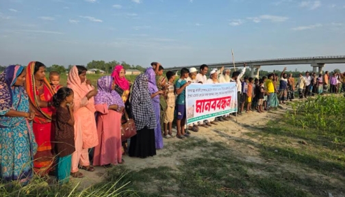 চার বছরেও চালু হয়নি ৩৪ কোটি টাকার সেতু, ভোগান্তিতে এলাকাবাসী